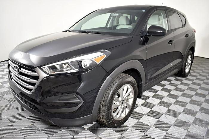 used 2017 hyundai tucson fwd se bedford, oh 44146 for sale in orange village, ohio