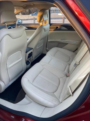 2014 lincoln mkz base