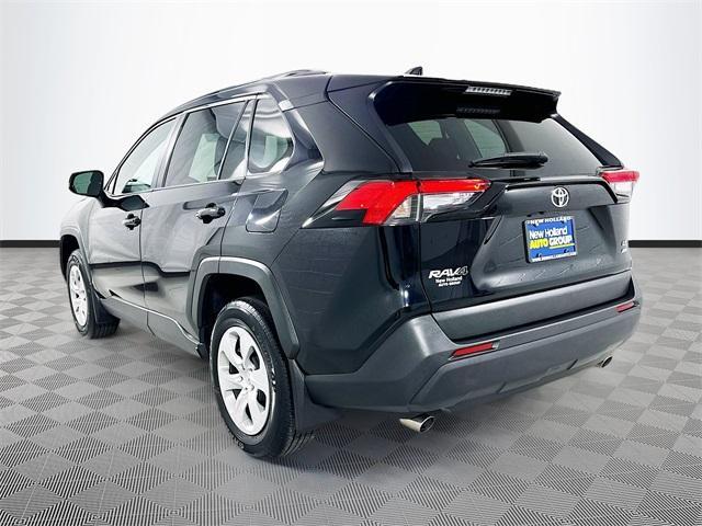 2021 toyota rav4 le