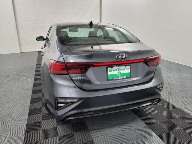 2019 kia forte lxs