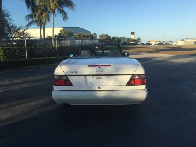 1994 mercedes e320 cabriolet new top serviced like new classic 4 seater