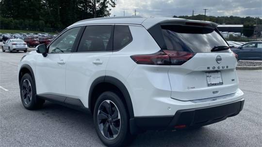 2024 Nissan Rogue sv fwd