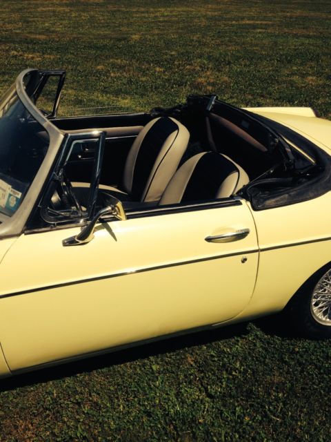 1969 mgb roadster/no reserve