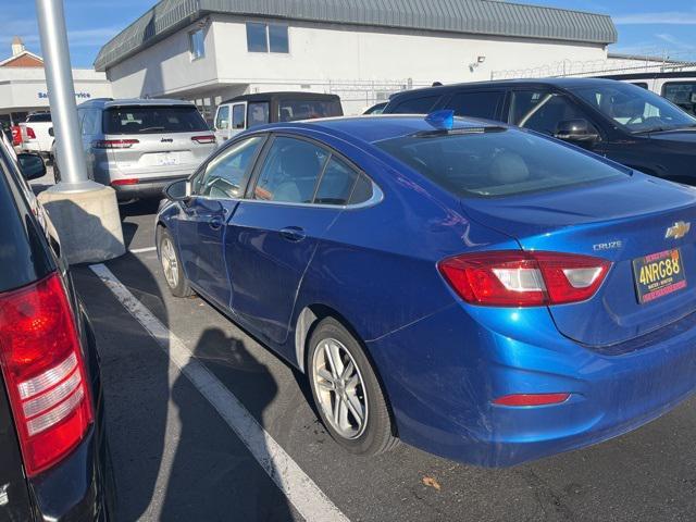 2018 chevrolet cruze lt