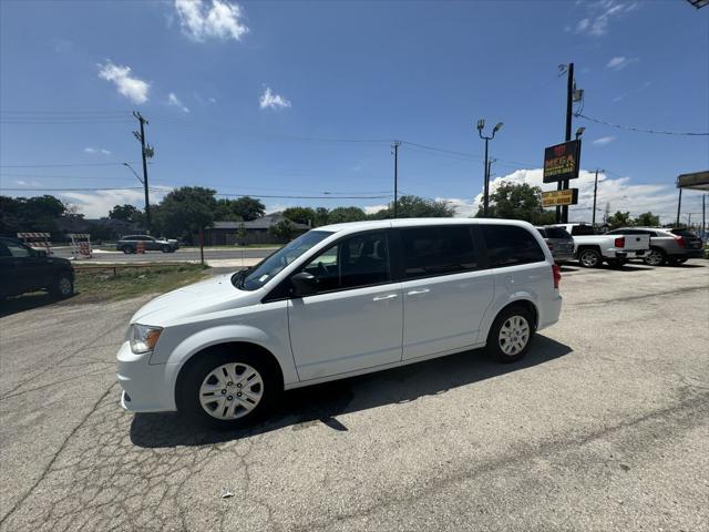 2018 dodge grand caravan se