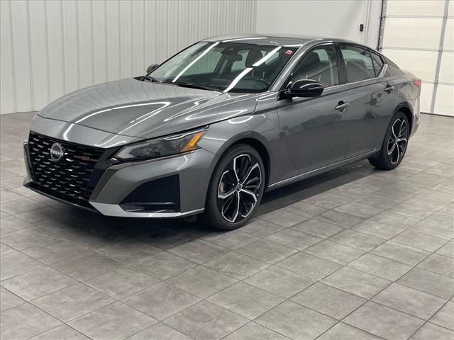 2023 nissan altima 2.5 sr