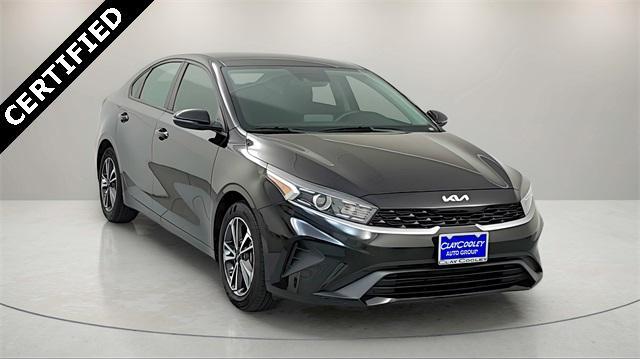 2022 kia forte lxs