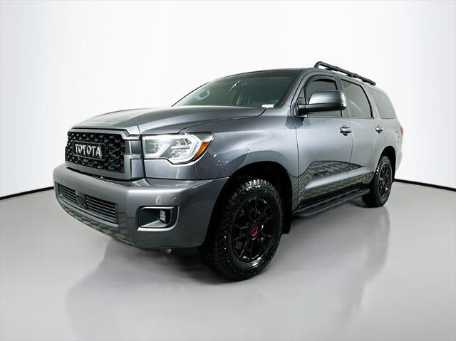 2021 toyota sequoia base