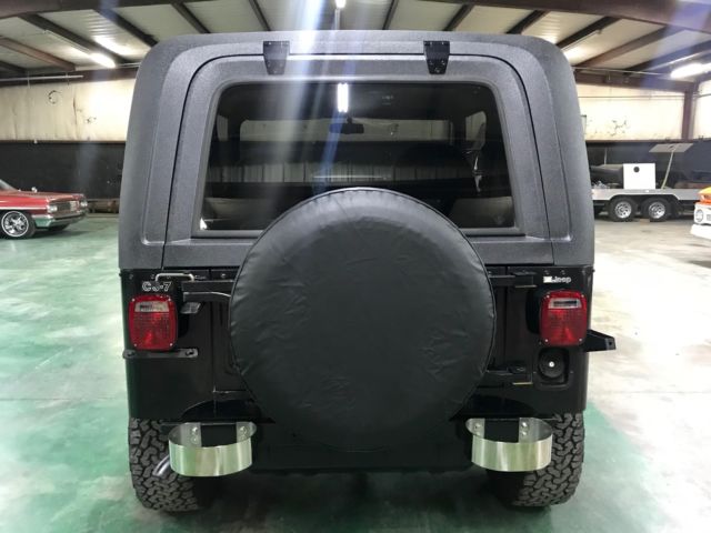 1986 jeep cj7 laredo 6 cylinder / 5 speed