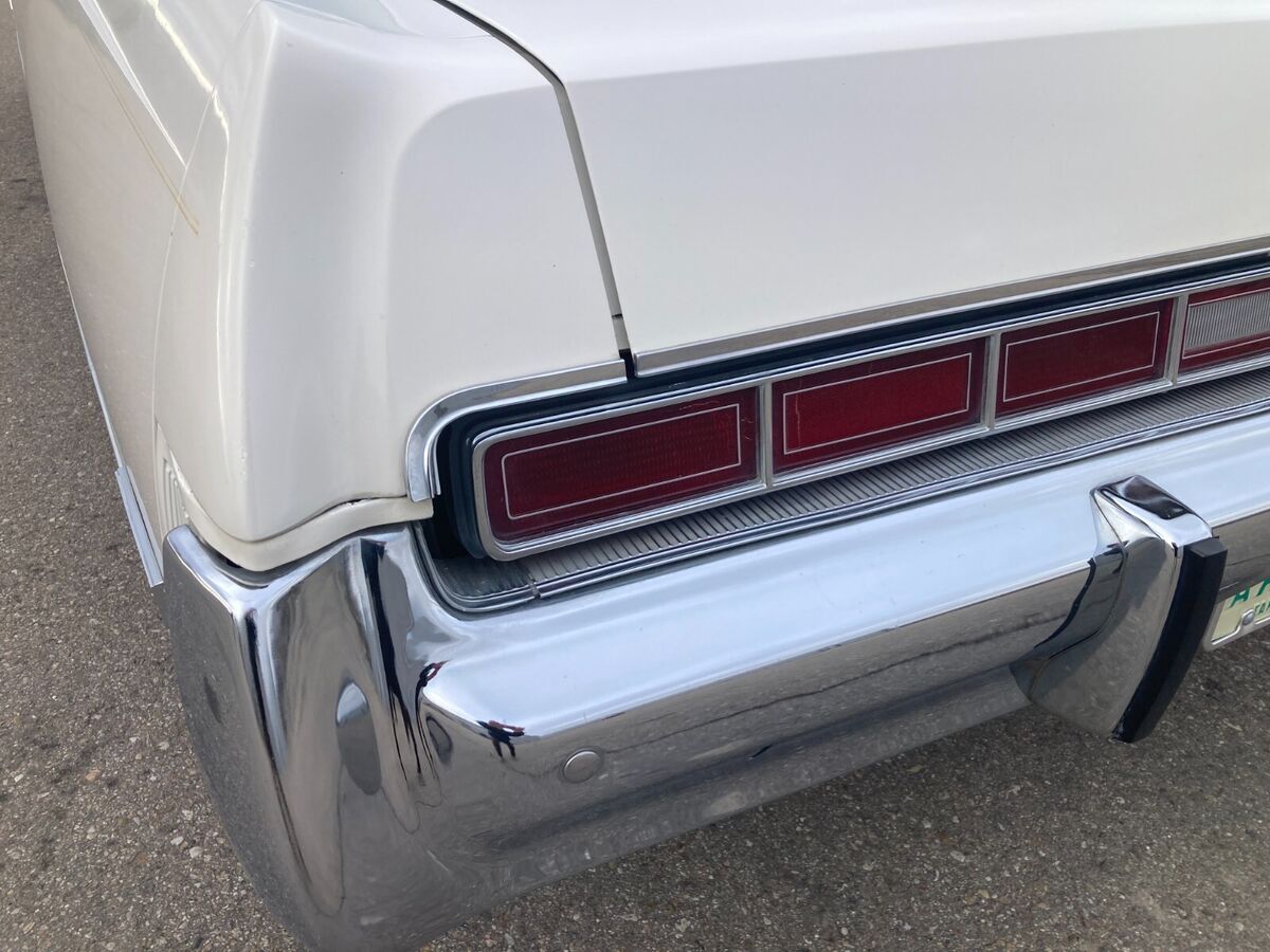 1974 chrysler new yorker brougham with rare st regus package. 2 door, 440 v8