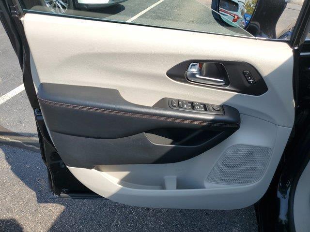 2020 chrysler pacifica touring-l