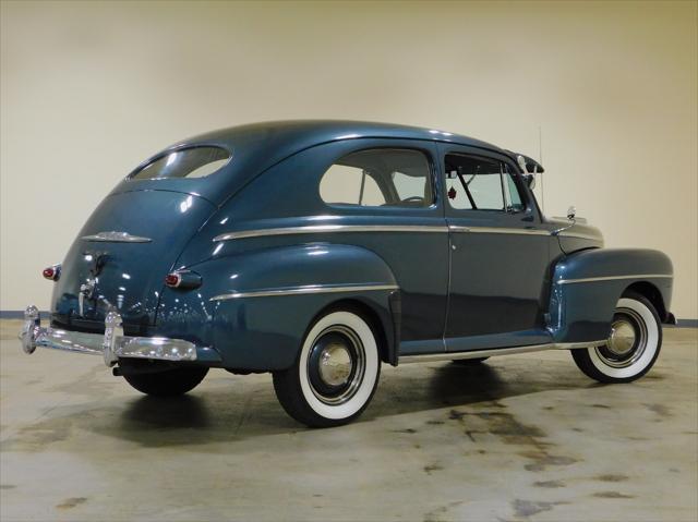 1947 ford deluxe base