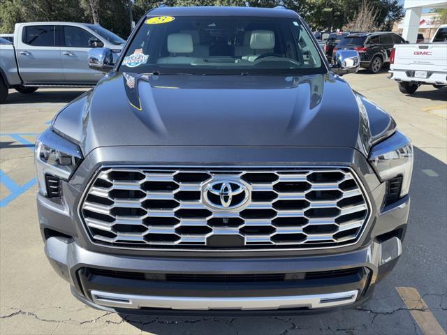 2023 toyota sequoia base