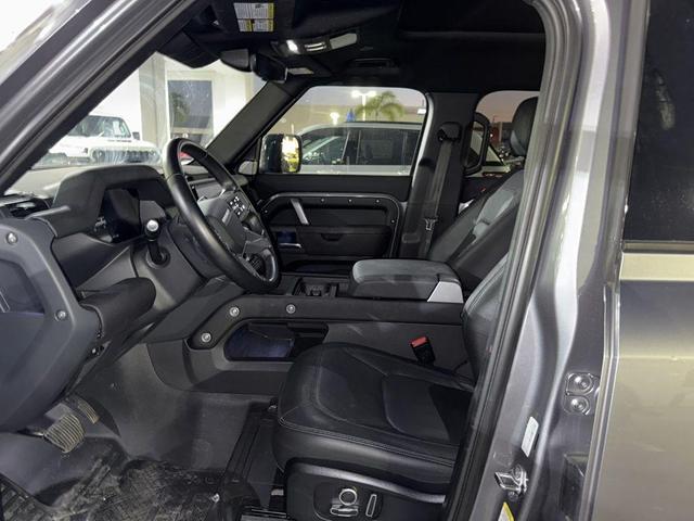 2024 land rover defender p400 x-dynamic se