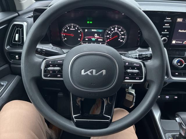 2022 kia sorento lx
