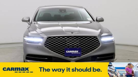 2022 Genesis G90