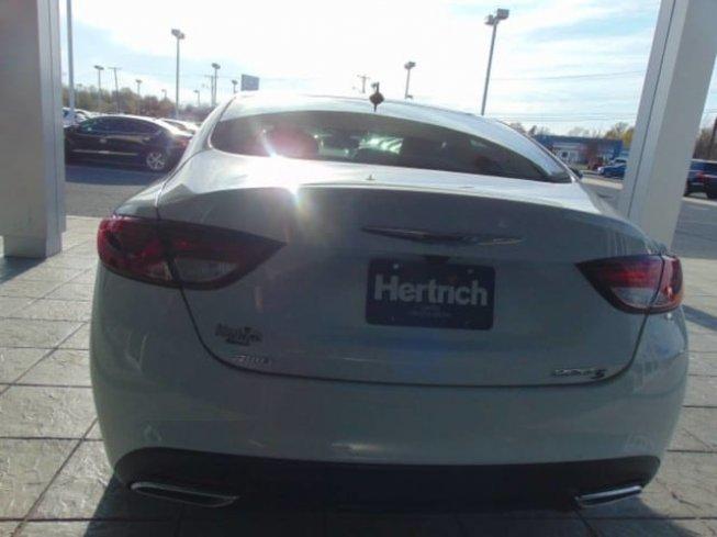 2015 chrysler 200 s awd for sale in dover, delaware