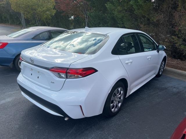 2022 toyota corolla le