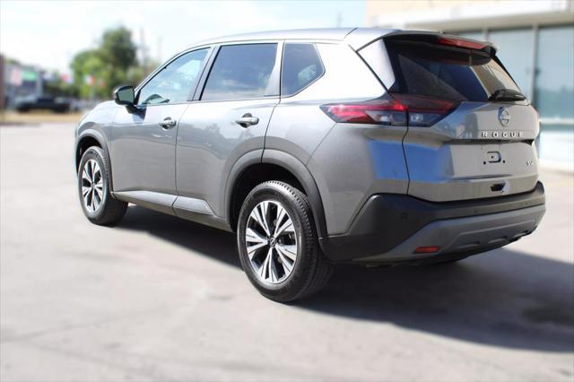 2022 nissan rogue sv