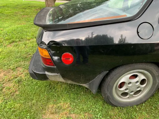 1988 porsche 924s limited "le mans" edition