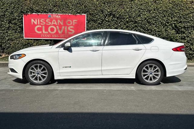 2017 ford fusion hybrid se