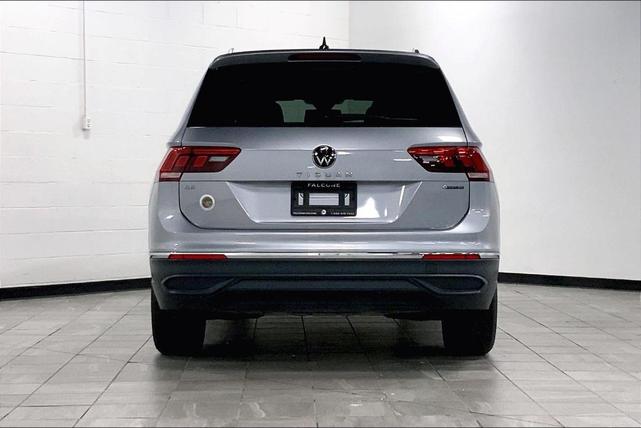 2024 volkswagen tiguan 2.0t se