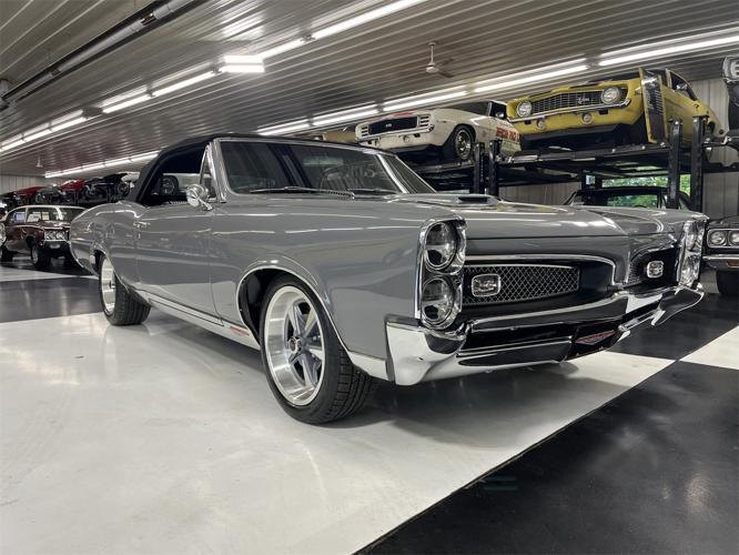 1967 pontiac custom in north canton, ohio