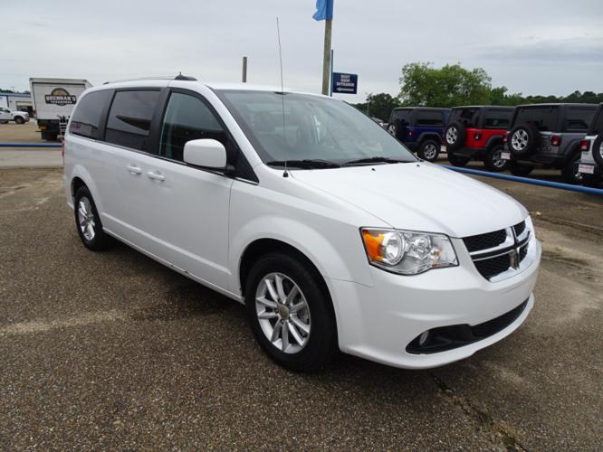 used 2018 dodge grand caravan sxt collins, ms 39428 for sale in collins, mississippi