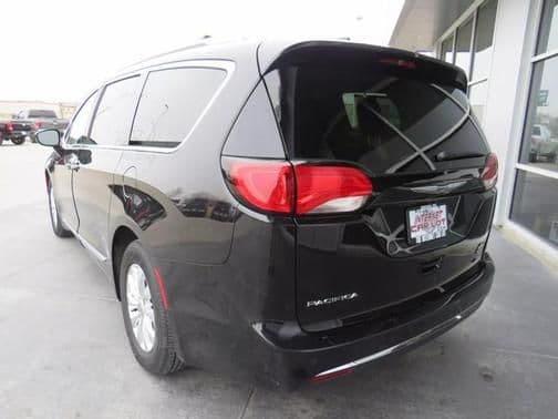 2019 chrysler pacifica touring l in omaha, nebraska