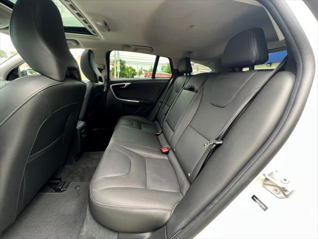 2018 volvo v60 cross country t5 platinum