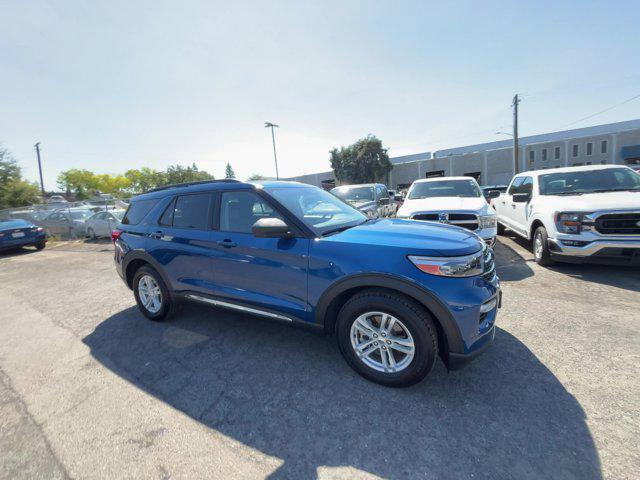 2023 ford explorer xlt
