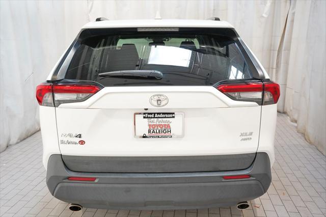 2020 toyota rav4 xle