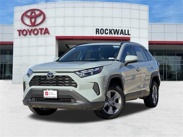 2022 toyota rav4 xle