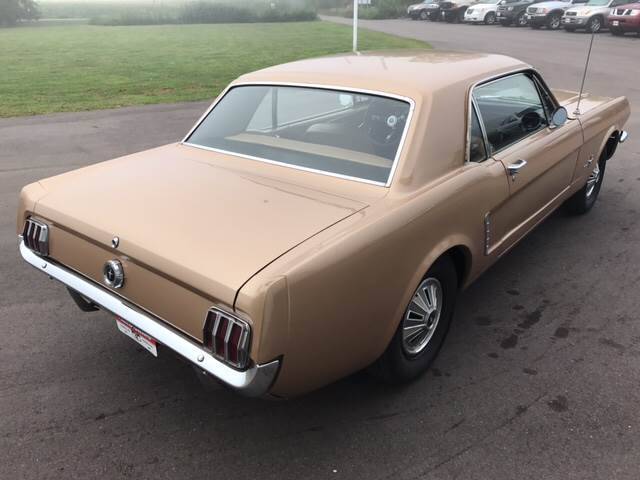 no rust - great condition - very honest and nice mustang