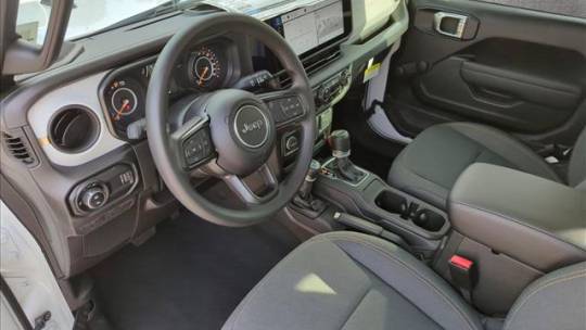 2024 Jeep Gladiator