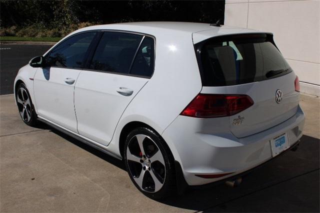 2017 volkswagen golf gti s 4-door
