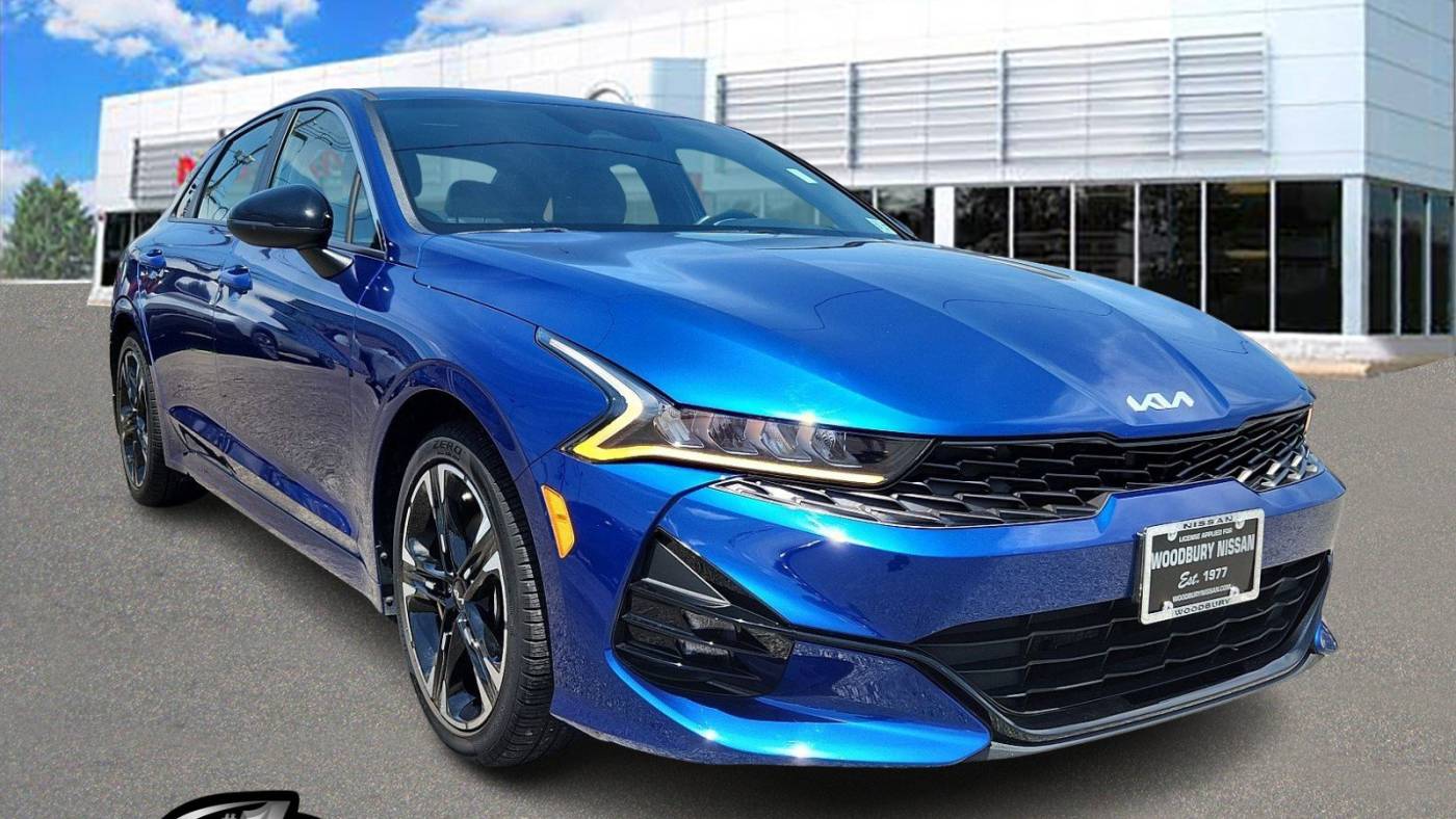 2022 kia k5 gt-line
