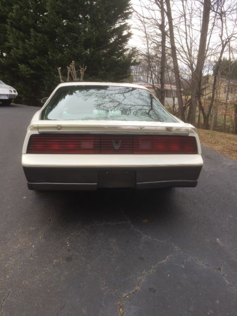 1983 pontiac trans am daytona 25th anniversary edition