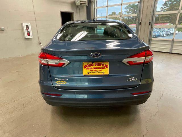 2019 ford fusion hybrid se