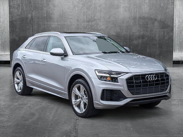 2022 audi q8 55 premium plus