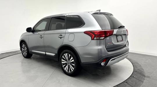 2020 Mitsubishi Outlander