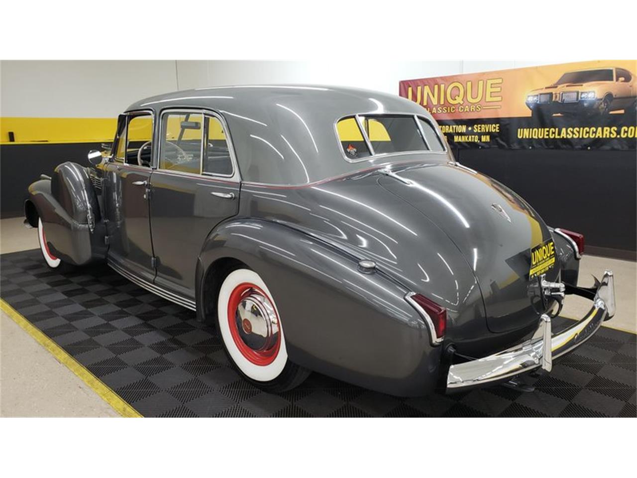 1940 cadillac fleetwood