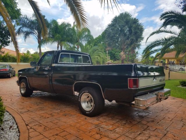 1983 black chevrolet c10 454ci motor
