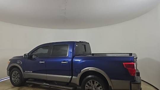 2017 Nissan Titan