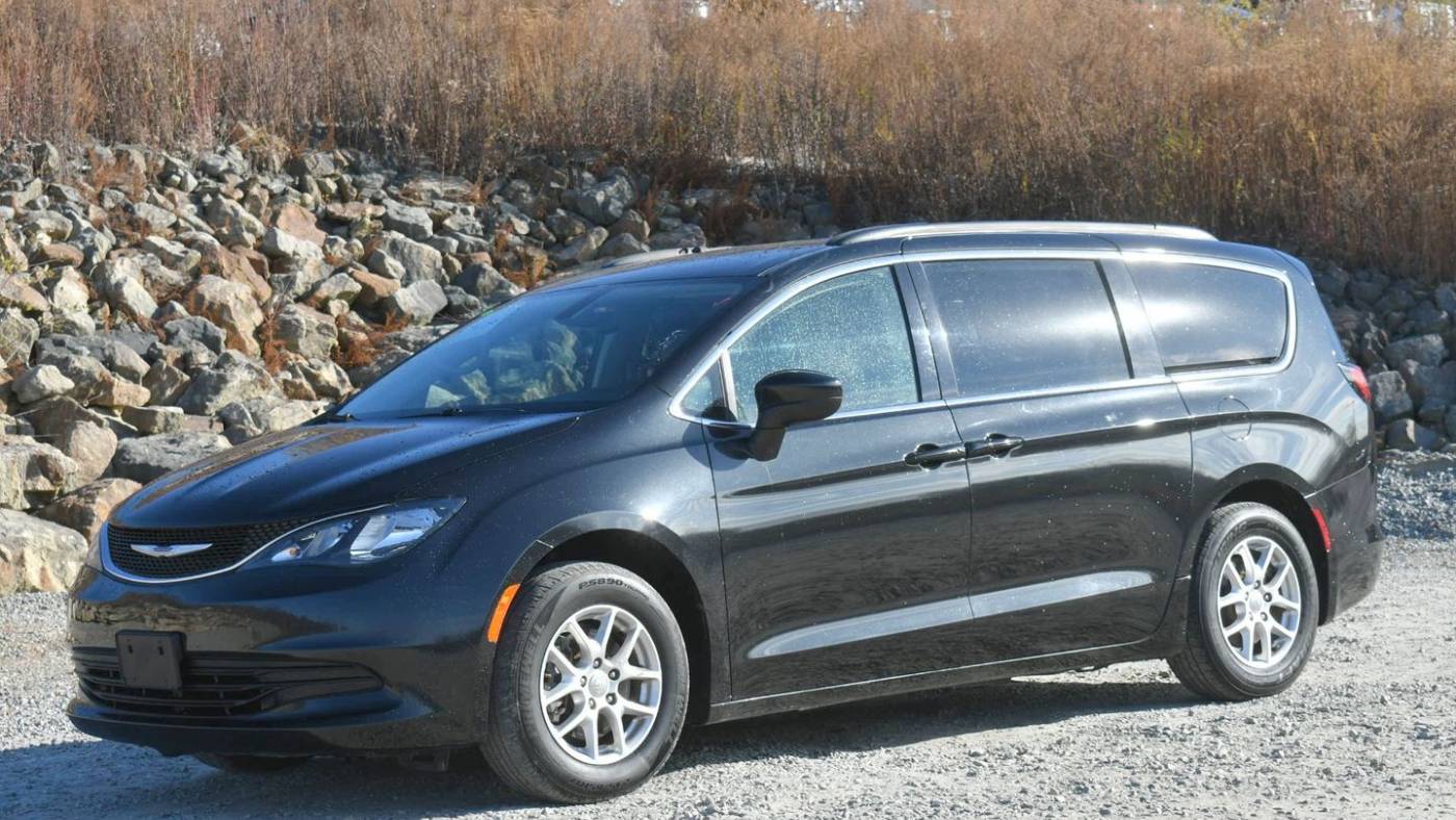 2020 chrysler voyager lxi