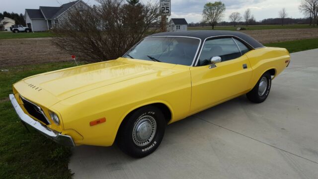 1973 dodge challenger 318 auto. survivor car