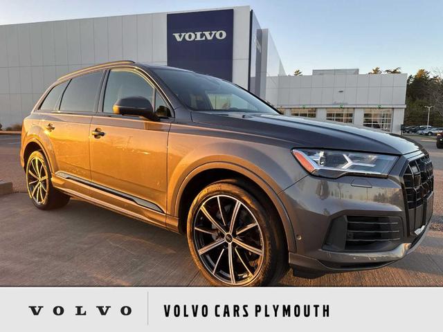 2022 audi q7 55 premium plus