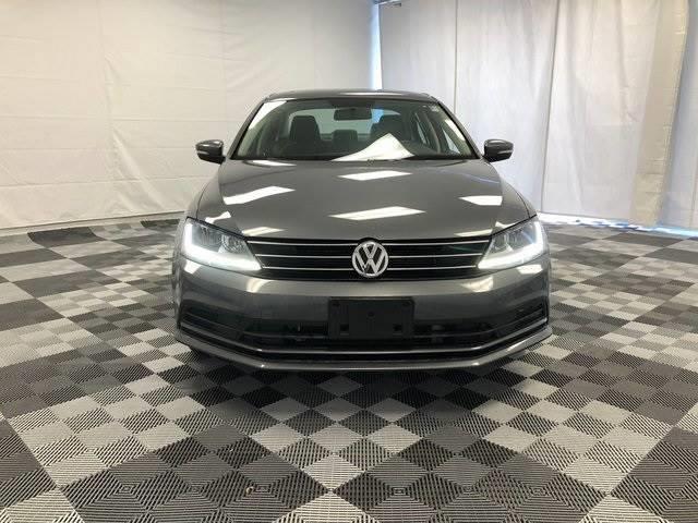 2017 volkswagen jetta 1.4t se 1.4t se 4dr sedan 6a for sale in derby, connecticut