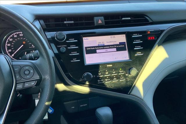 2020 toyota camry le