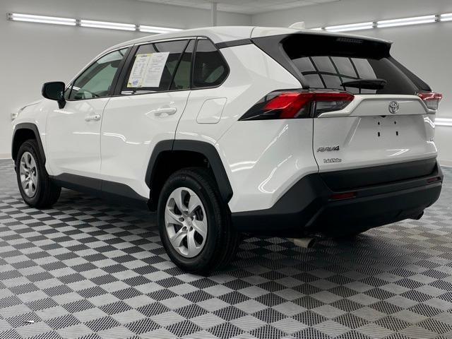 2023 toyota rav4 le